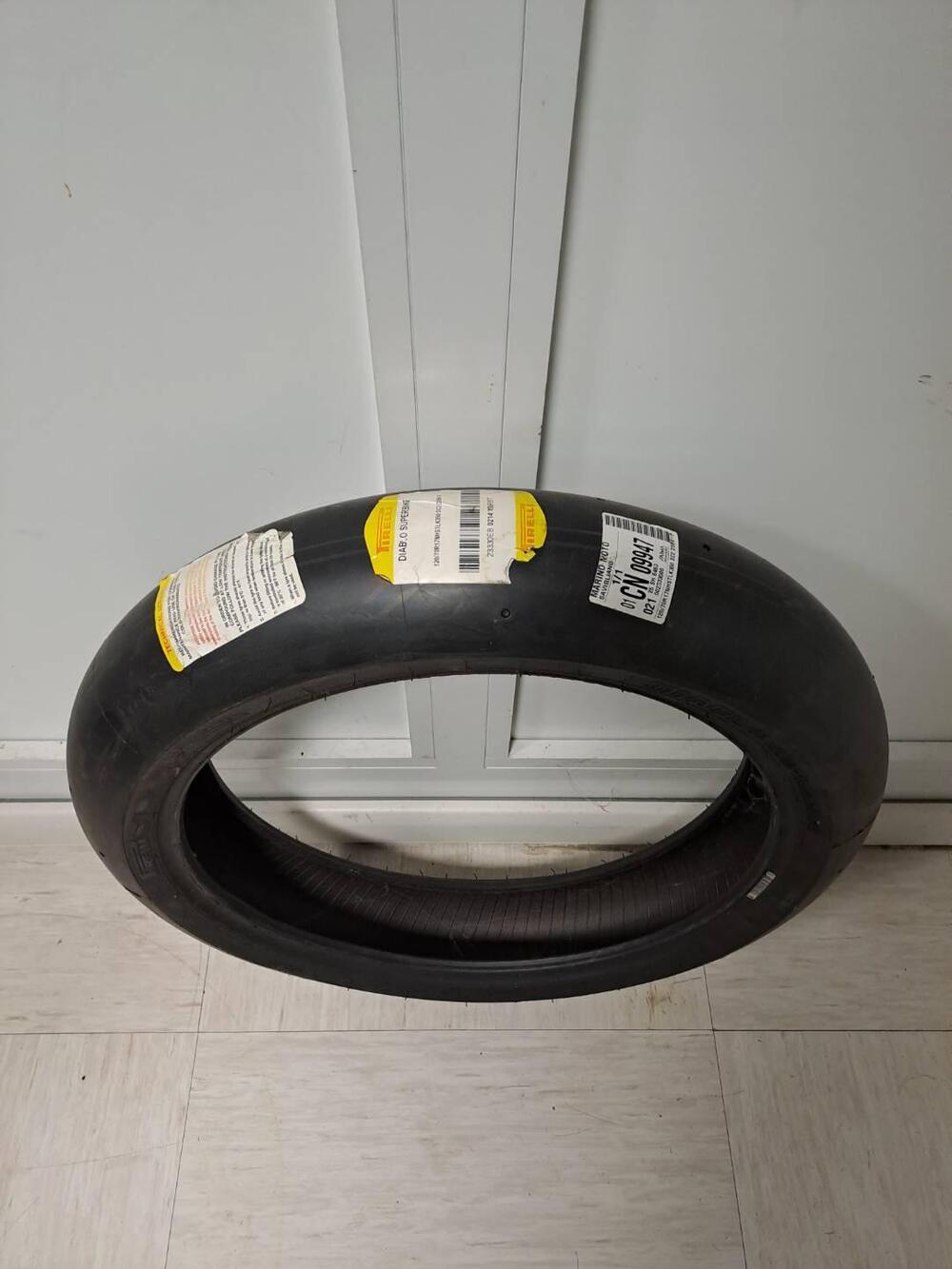 Pirelli Superbike Slick SC2