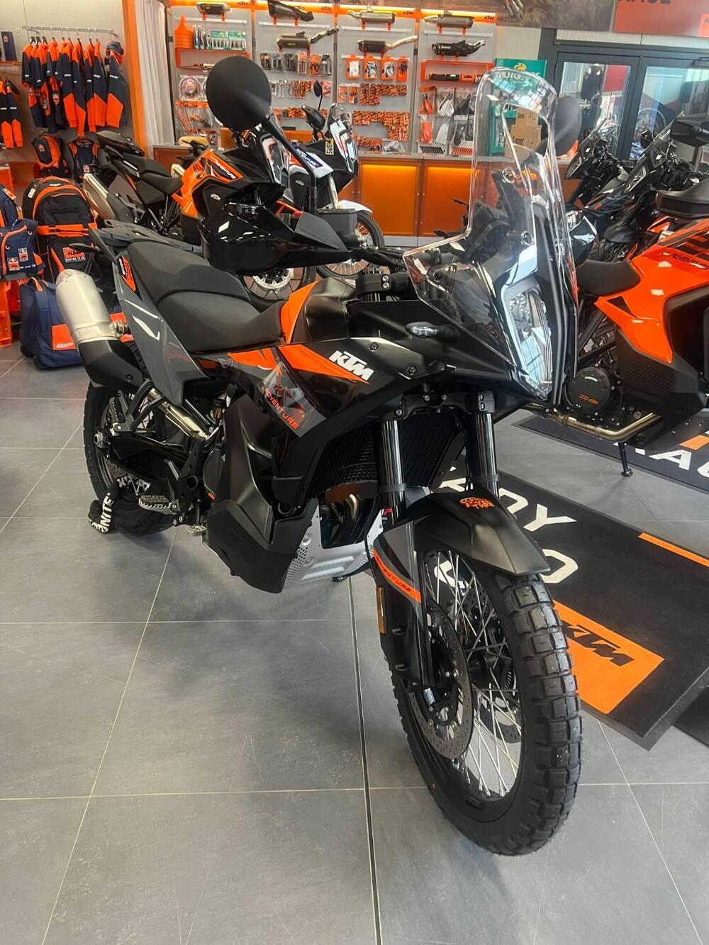 KTM 890 Adventure (2023 - 26) (2)