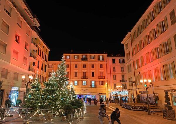 La citt&agrave; di Sanremo si riempie di luci: grande successo per l&rsquo;illuminazione artistica