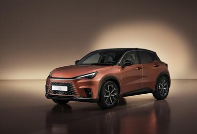 Lexus LBX 2024: l&#039;ibrido SFIZIOSO, anche &quot;4x4&quot; [VIDEO]
