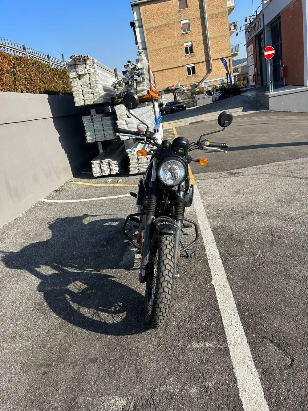 Royal Enfield Scram 411 (2022 - 24) (4)