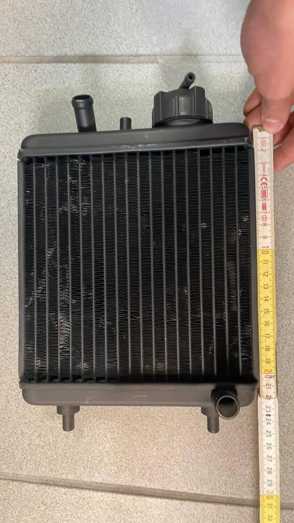 Radiatori vari Aprilia (10)