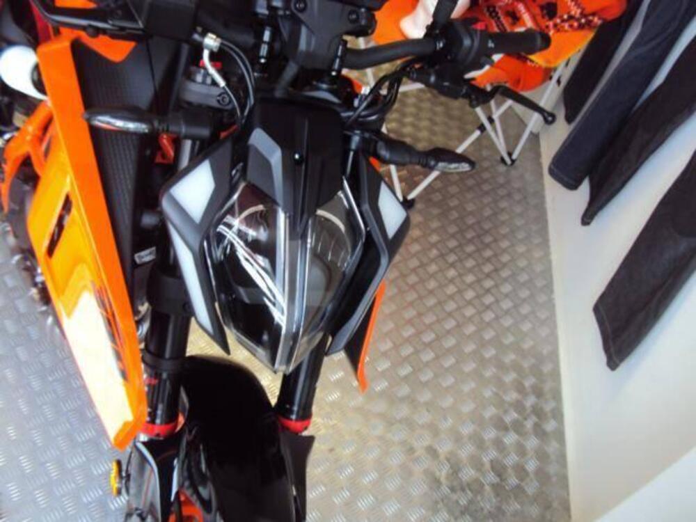 KTM 390 Duke (2024 - 25) (3)