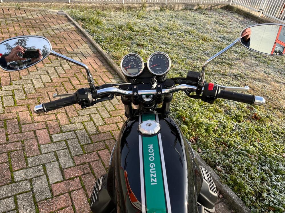 Moto Guzzi V7 III Special (2017 - 20) (14)