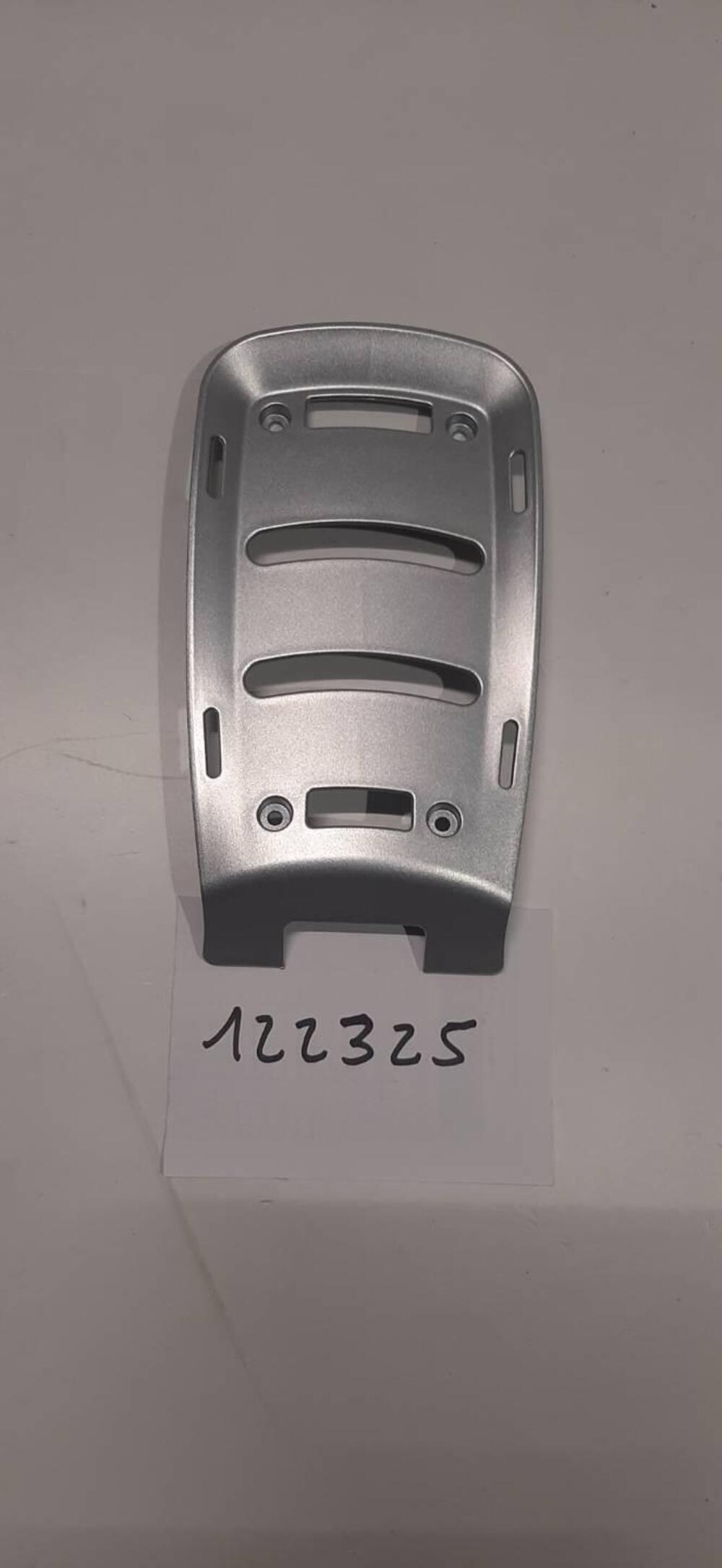 COPERCHIO CENTRALE PER COVER SERBATOIO FANTIC CABA Fantic Motor