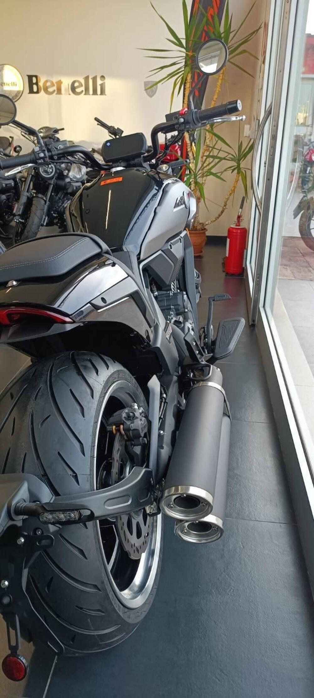 MBP C1002V (2023 - 24) (5)