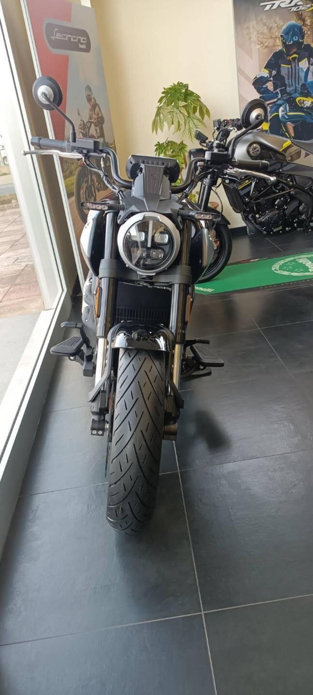 MBP C1002V (2023 - 24) (8)