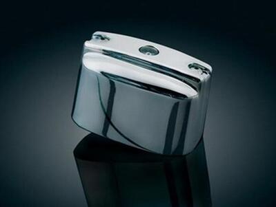 Coperchio cromato pompa freno posteriore Kuryakyn 