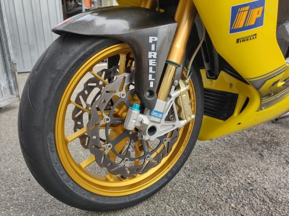 Aprilia RSV 1000 R (2003 - 04) (8)