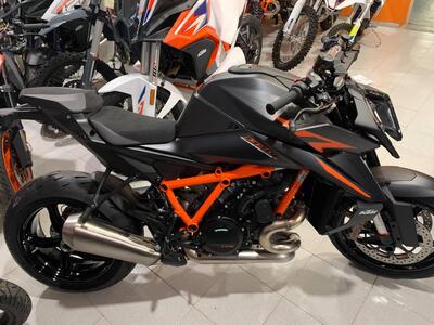 KTM 1390 Super Duke R (2024 - 26) nuova