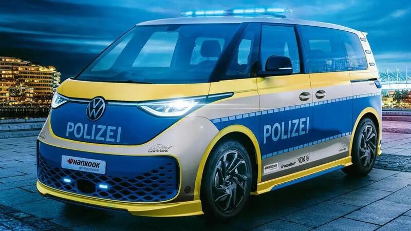 Volkswagen ID.Buzz in uniforme della Polizia, lo ha fatto Irmscher