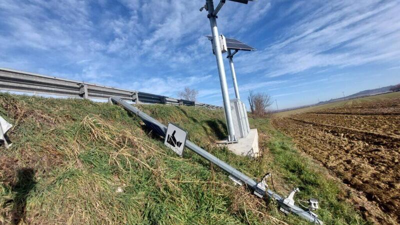 Ancora un autovelox distrutto: questa volta dalle parti di Asti