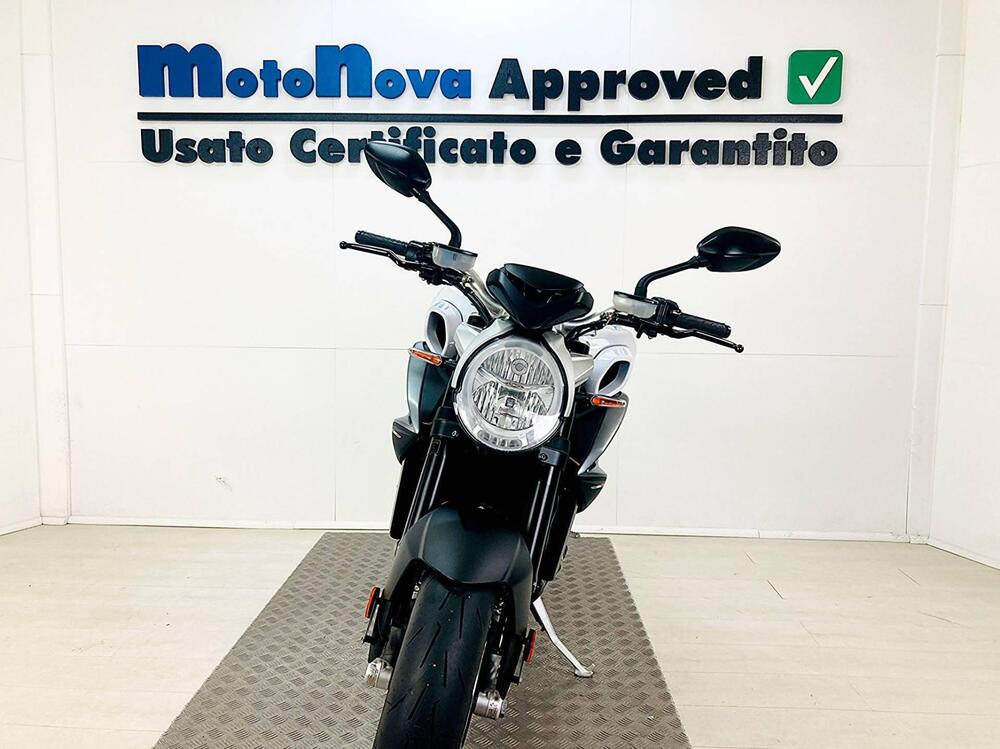 MV Agusta Brutale 800 RR (2021 - 25) (2)