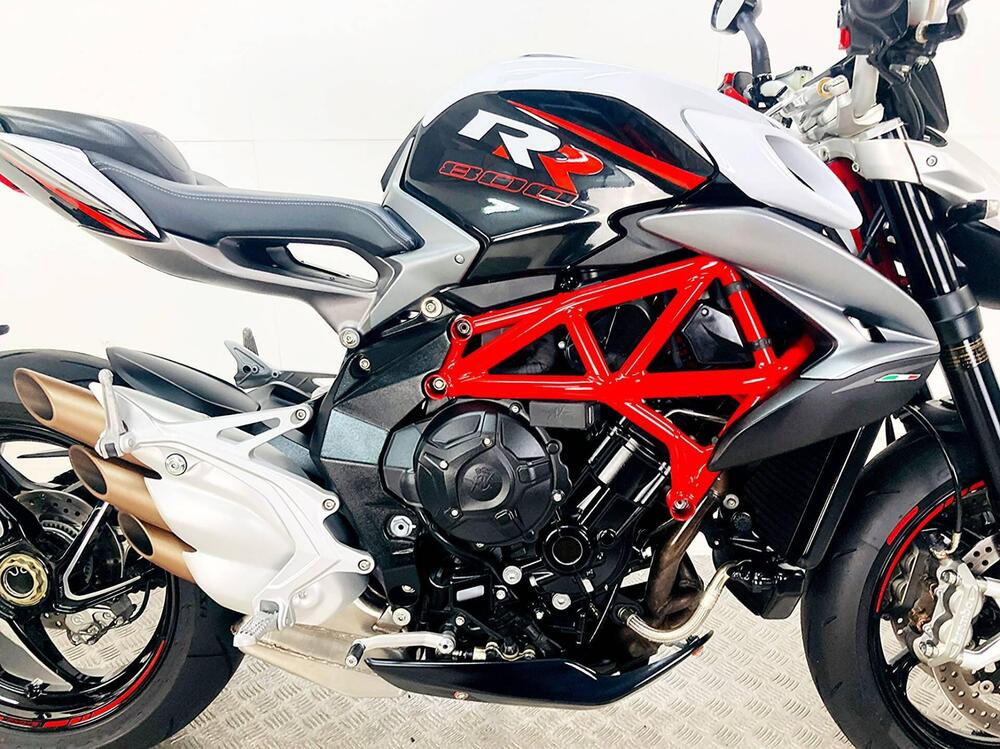 MV Agusta Brutale 800 RR (2021 - 25) (6)