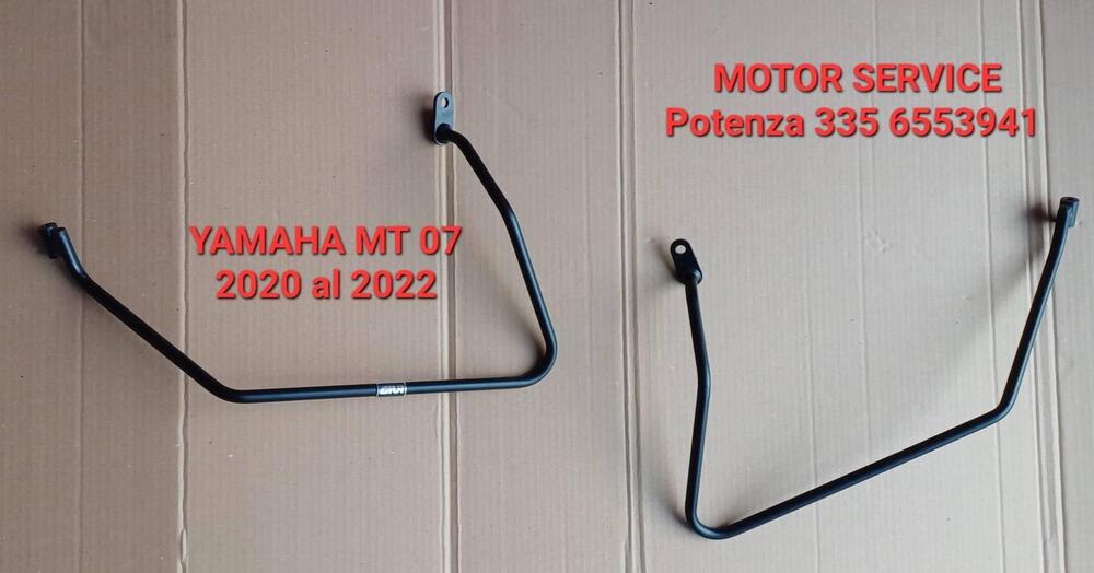 Borse laterali morbide espandibili..con telaietti Givi (11)