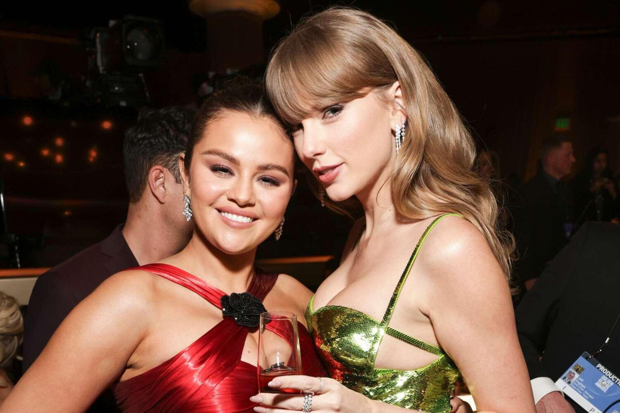Taylor Swift e Selena Gomez ai Golden Globe 2024