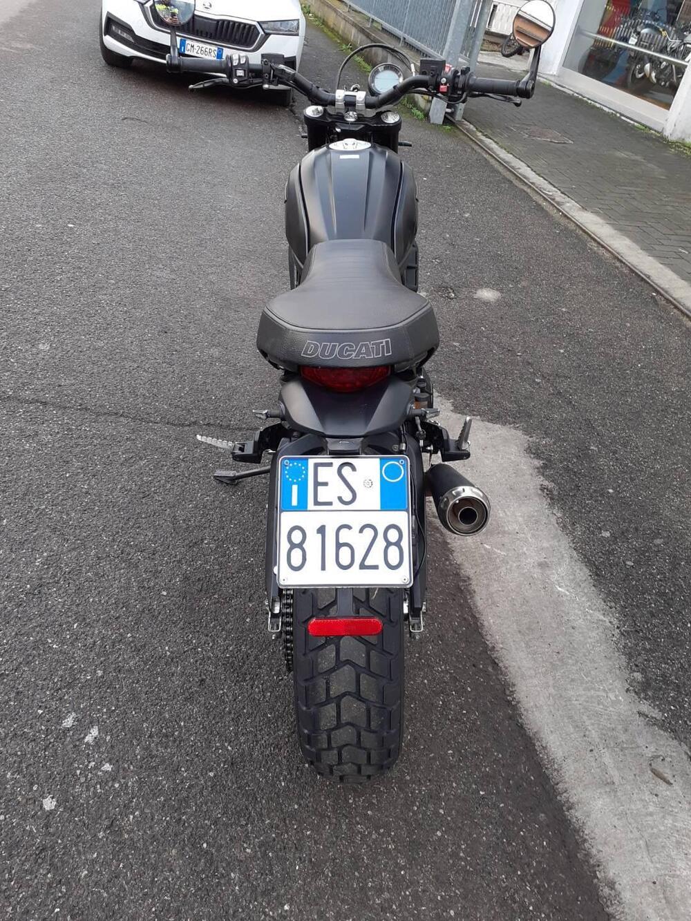 Ducati Scrambler 800 Icon Dark (2021 - 22) (4)