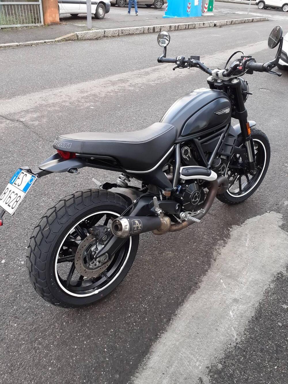 Ducati Scrambler 800 Icon Dark (2021 - 22) (5)
