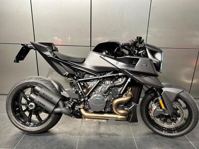 KTM 1290 Super Duke RR (2023) usata