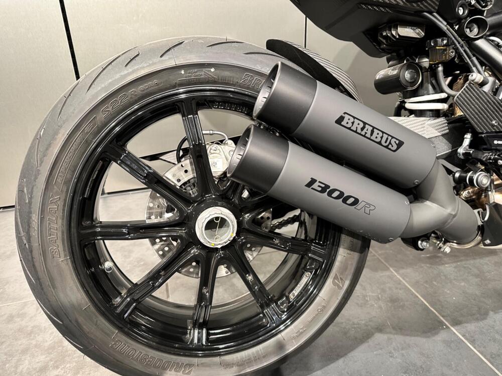 KTM 1290 Super Duke RR (2023) (16)