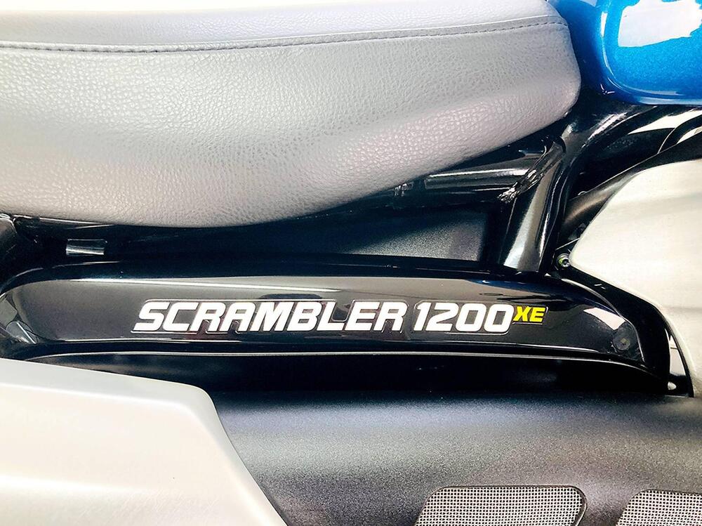 Triumph Scrambler 1200 XE (2021 - 23) (9)