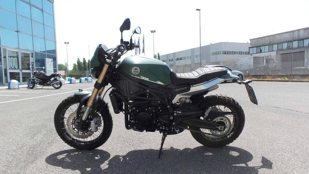 Benelli Leoncino 800 Trail (2022 - 25)