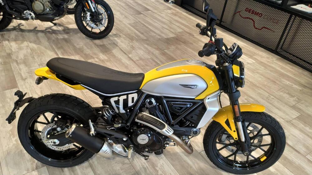 Ducati Scrambler 800 Icon (2023 - 25) (2)
