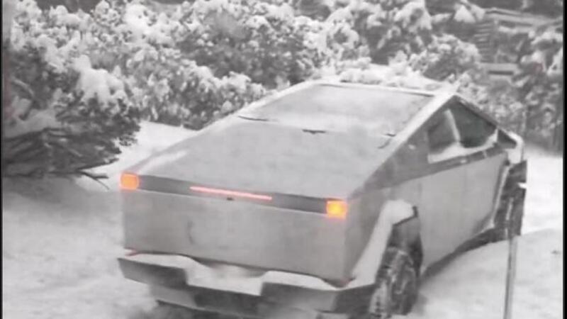 Tesla Cybertruck: sar&agrave; un inverno lungo...