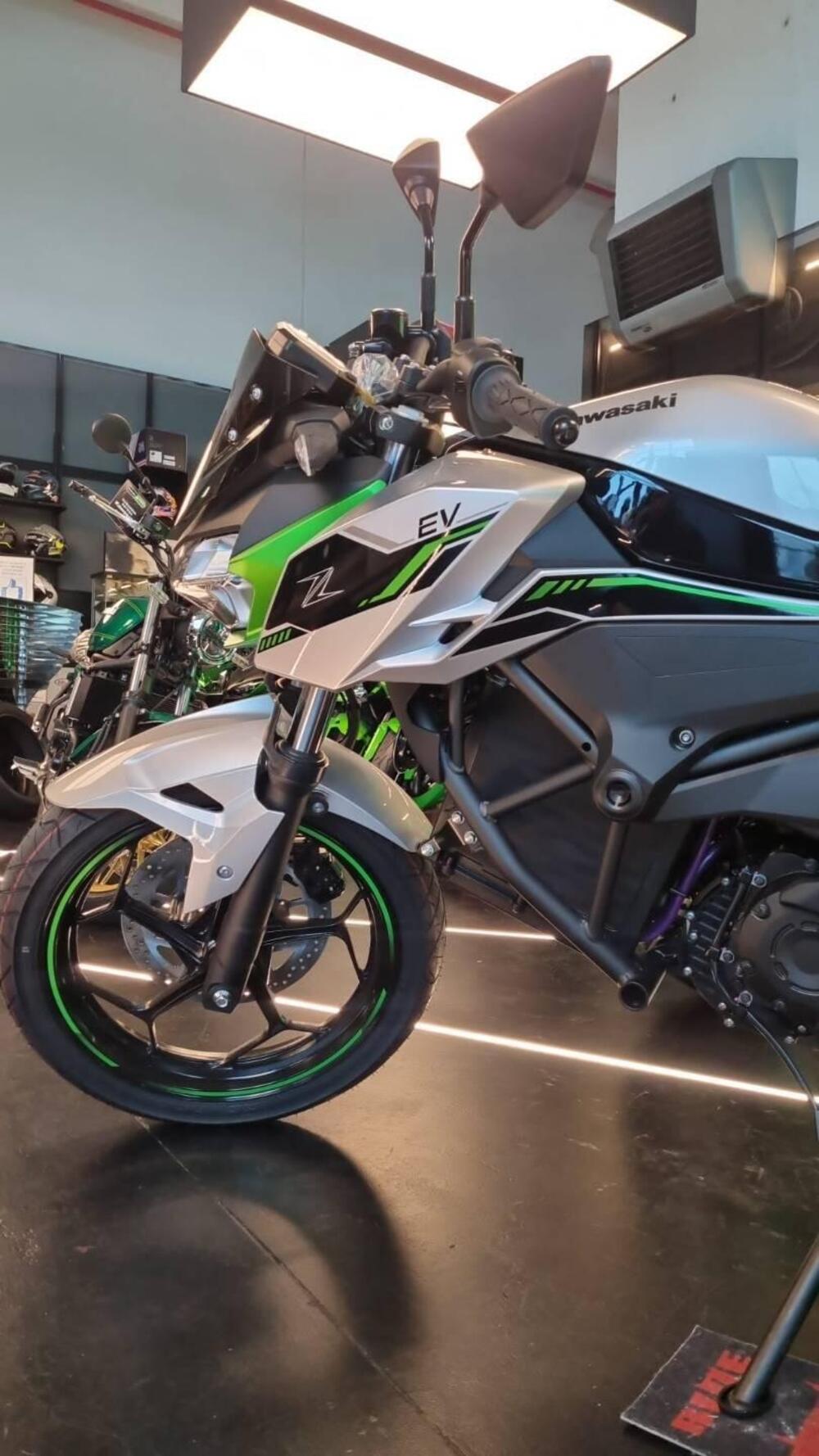 Kawasaki Z e-1 (2024 - 25) (3)