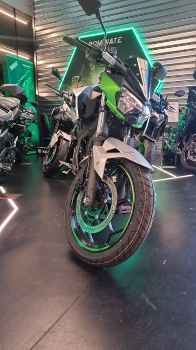 Kawasaki Z e-1 (2024 - 25) nuova