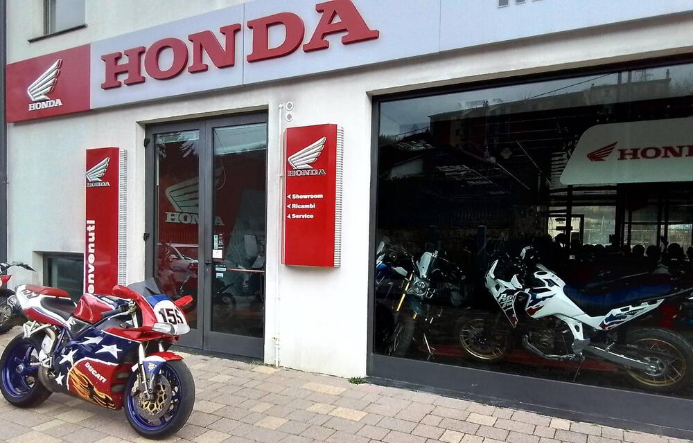 Ducati 996 Biposto (1998 - 01) (3)