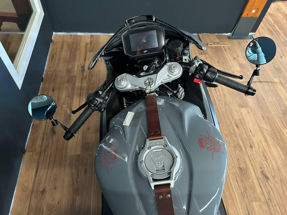 MV Agusta Superveloce 800 (2021 - 25) (8)