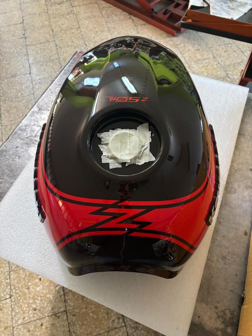 Serbatoio Kawasaki z650rs anniversario 2022 (6)