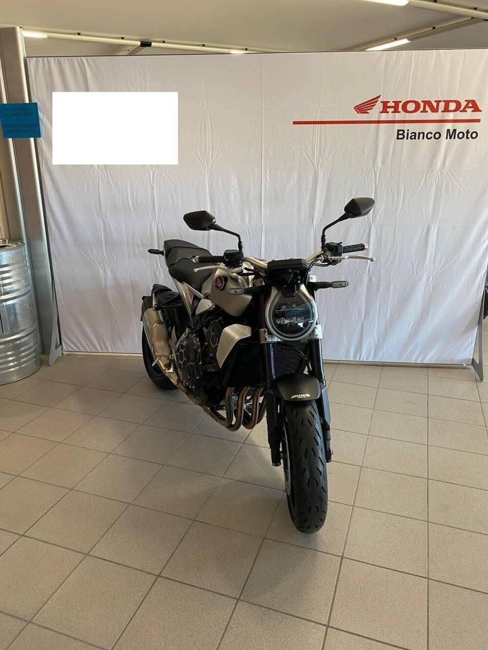 Honda CB 1000 R (2021 - 25) (4)