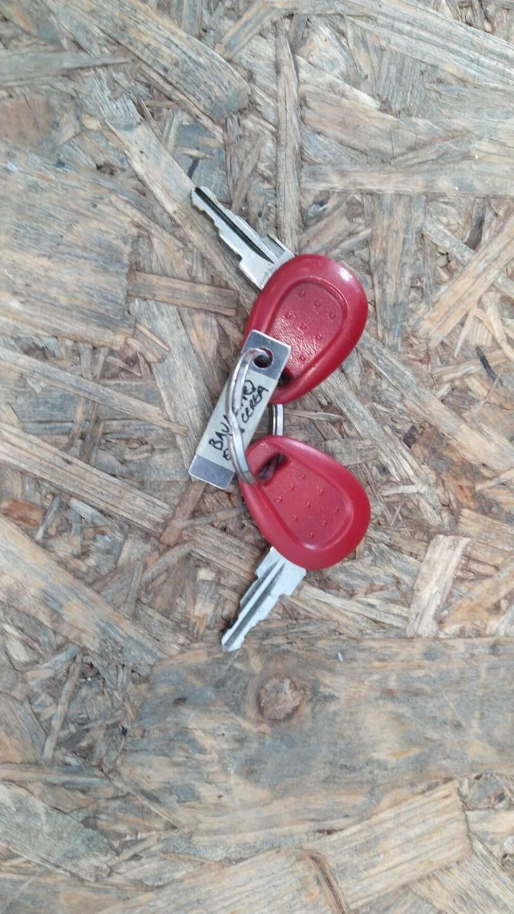 BAULETTO GIVI V46 MONOLOCK (4)