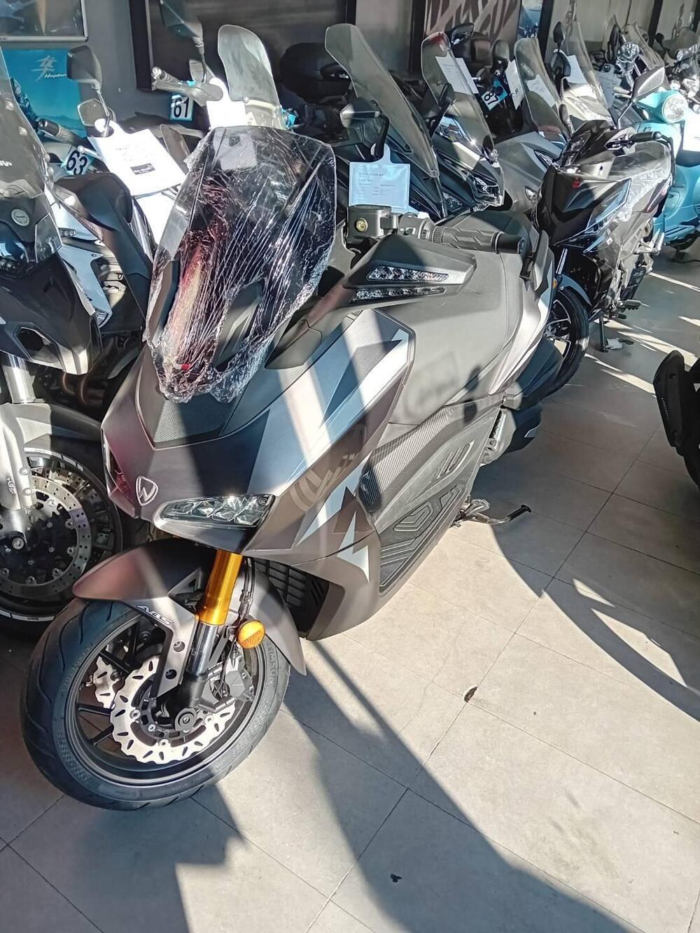 Wottan Motor Storm-R 300 (2023 - 25) (3)