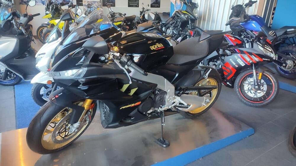 Aprilia RSV4 1100 Factory (2021 - 24)