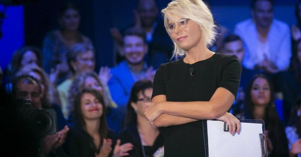 Torna &ldquo;C&rsquo;&egrave; posta per te&rdquo; di Maria De Filippi (con Bonolis). Elogio dell&rsquo;unico programma socialmente utile della tv italiana