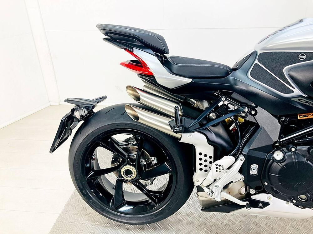 MV Agusta Brutale 1000 RS (2022 - 26) (6)