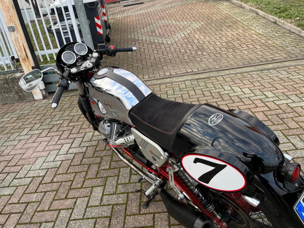 Moto Guzzi V7 Racer (2012 - 14) (11)