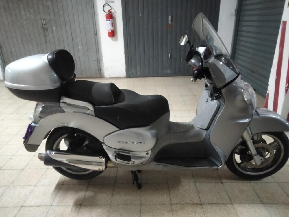 Aprilia Scarabeo 500 (2002 - 06) (3)