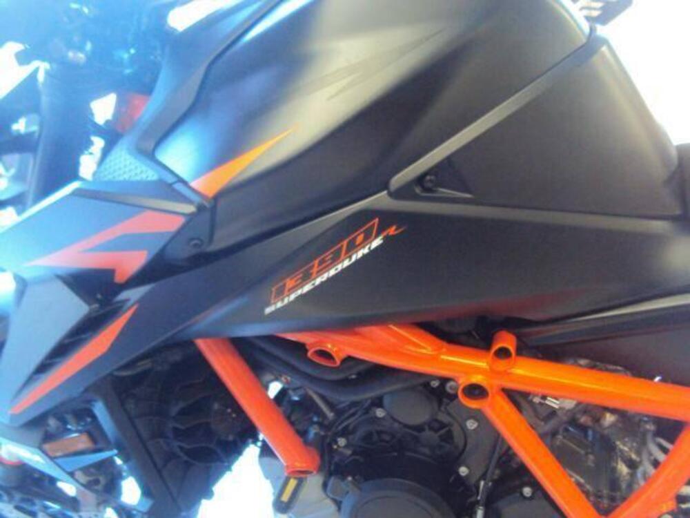 KTM 1390 Super Duke R (2024 - 26) (6)