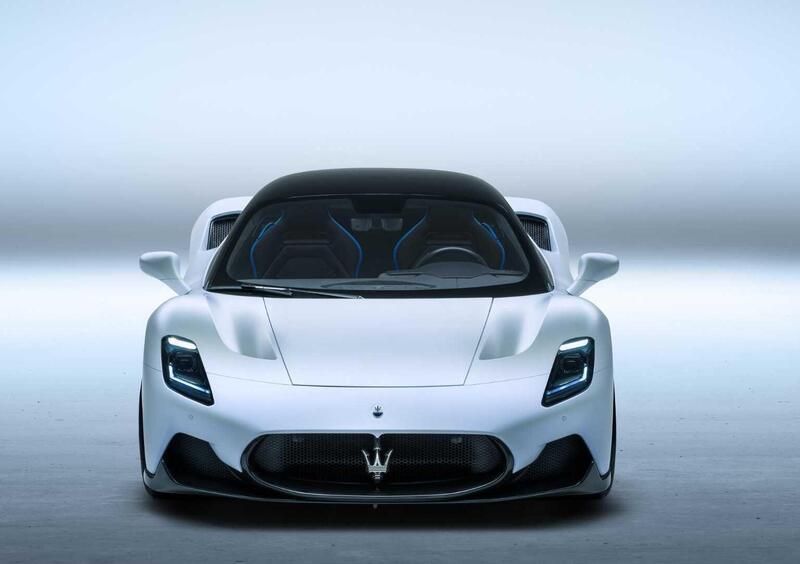 Maserati MC20 (2020-->>) (5)