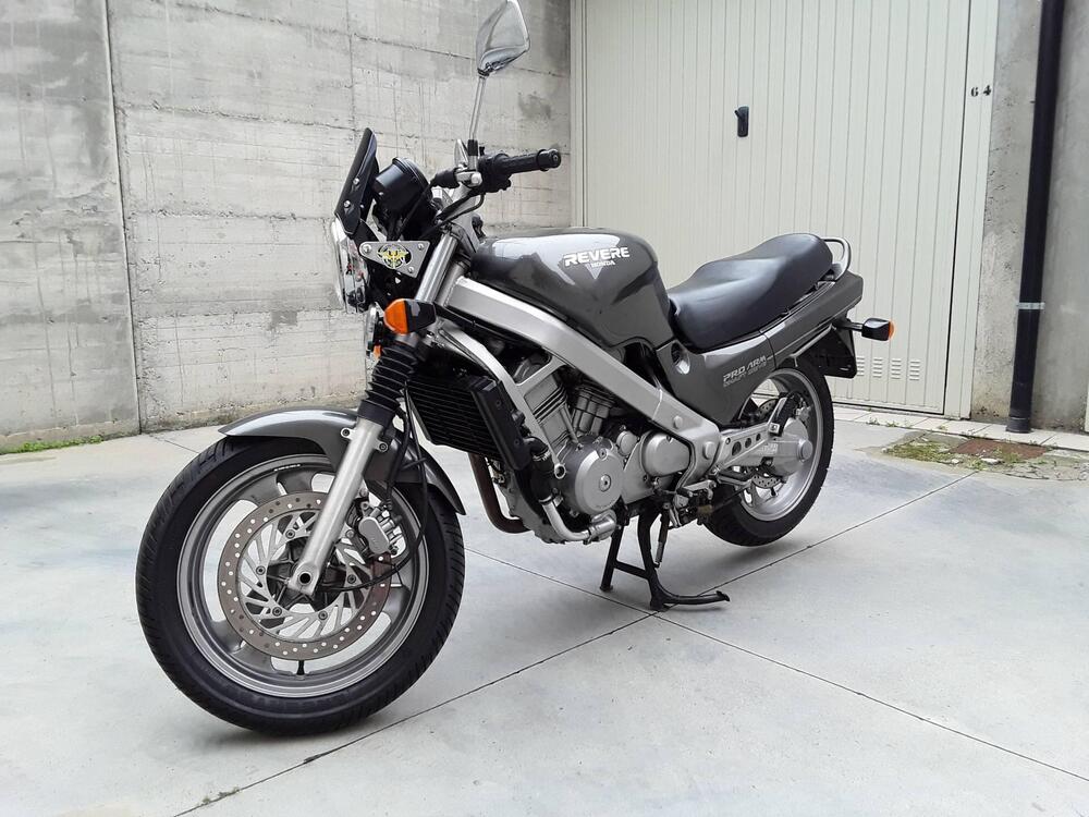 Honda NTV 650 (1988 - 01) (4)