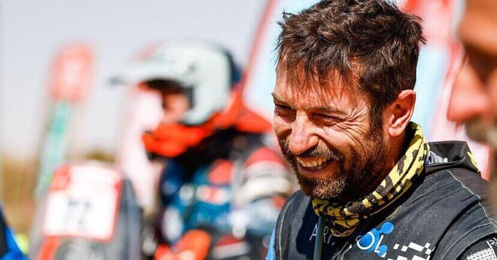 &Egrave; morto Carles Falcon, che correva la Malle Moto alla Dakar 2024. Tiziano Intern&ograve;: &ldquo;Ho sfiorato la sua anima al km 488&rdquo;