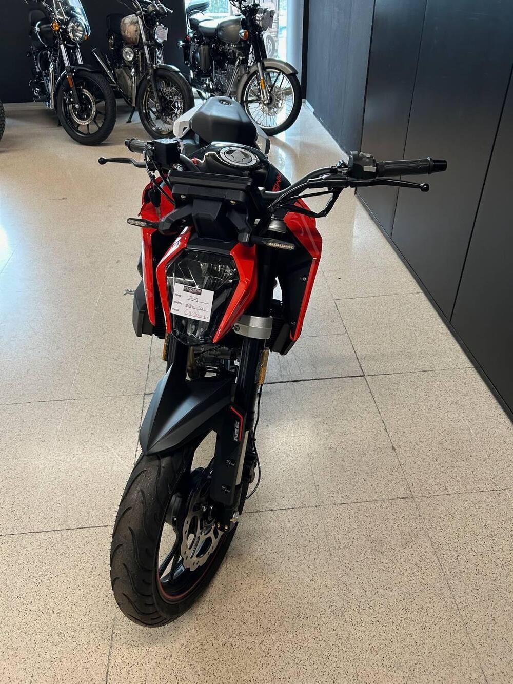 Swm Hoku 125 (2023 - 25) (3)