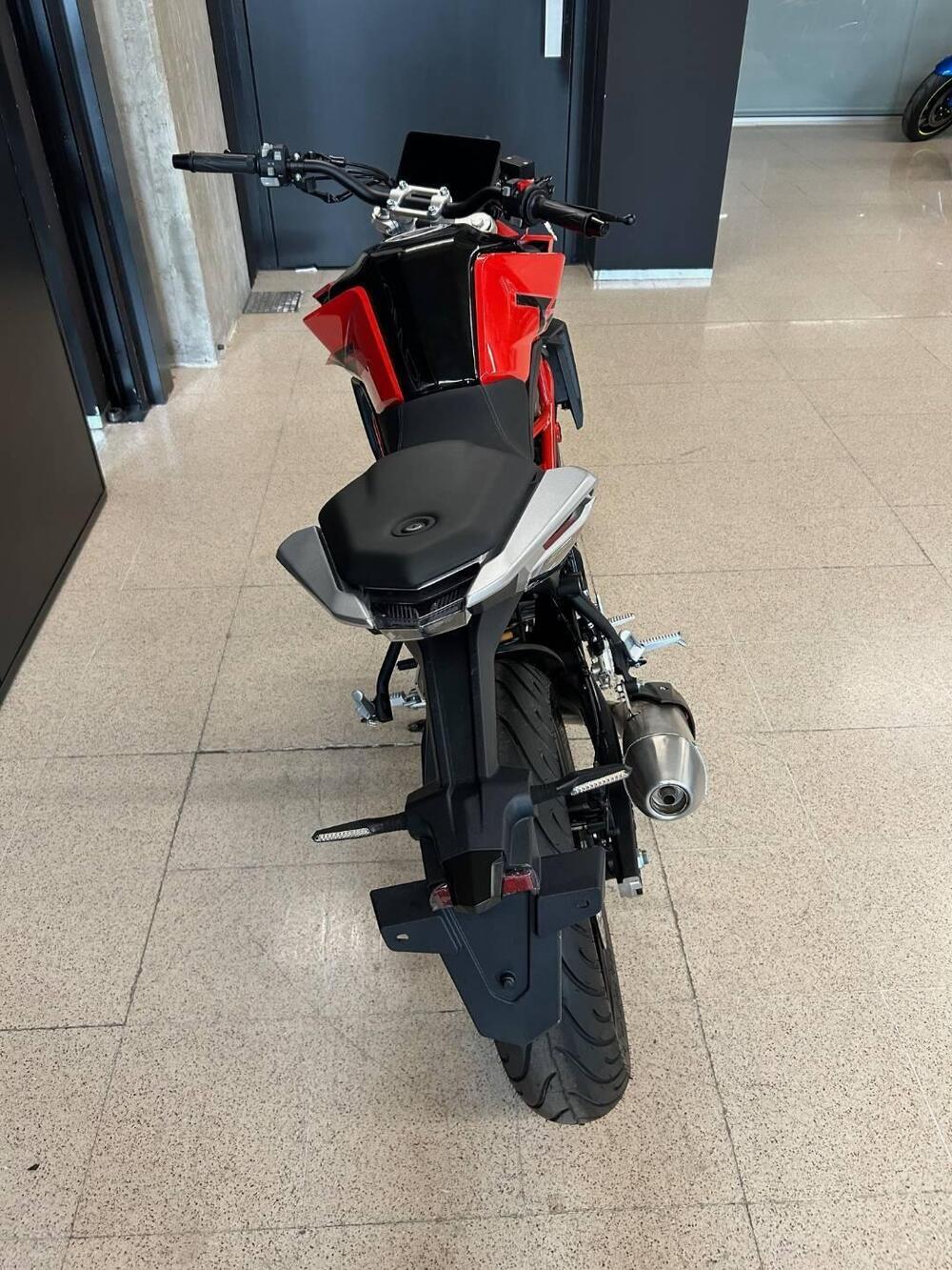 Swm Hoku 125 (2023 - 25) (4)