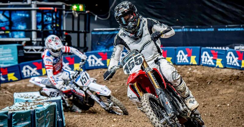 All&#039;Arenacross britannico una moto elettrica ha battuto le ICE: prima vittoria per Stark Future