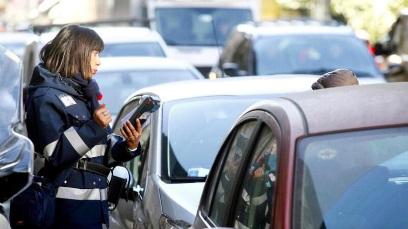 Milano perde milioni di euro di multe: 48 mila sanzioni non sono state notificate. Ecco perch&eacute;