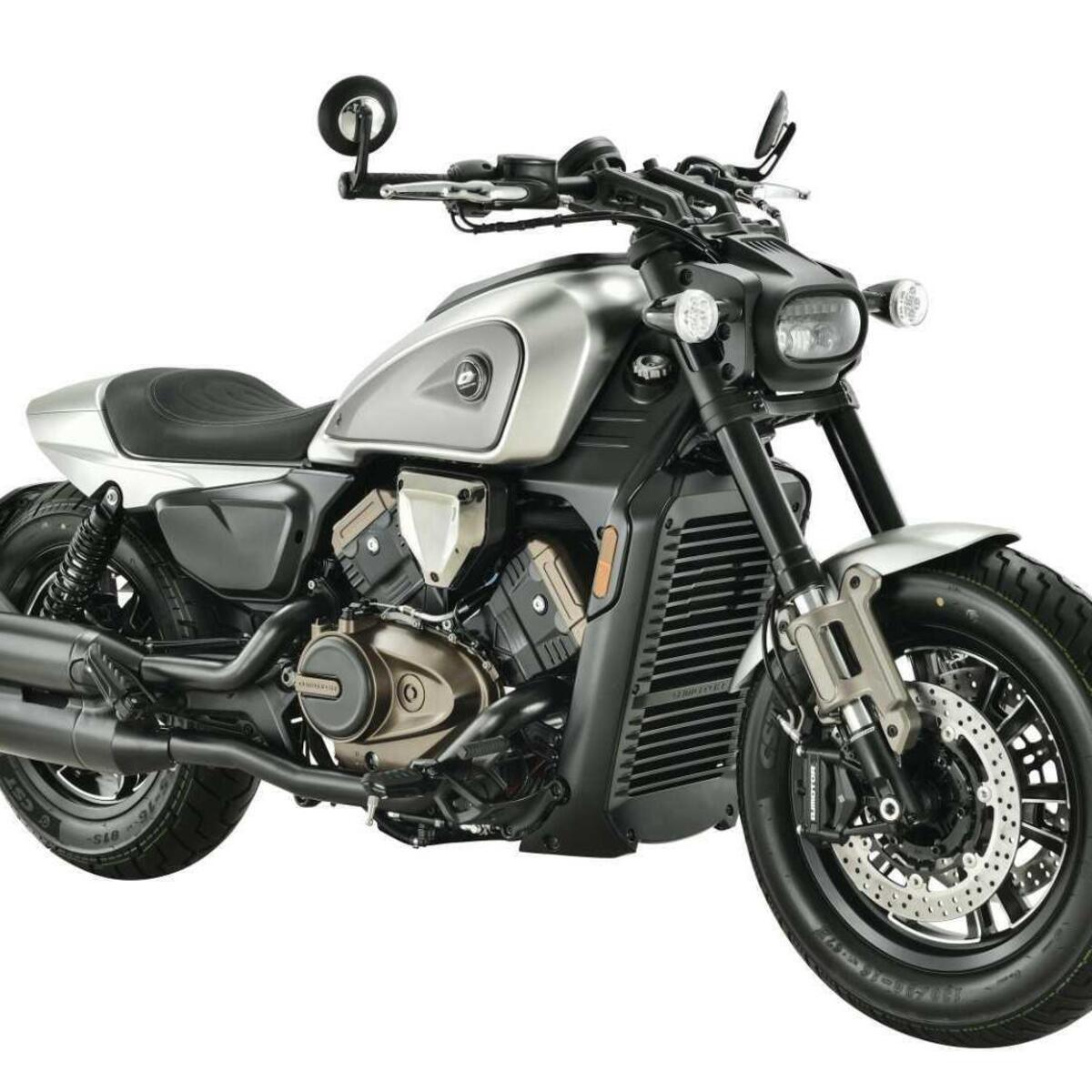 QJ Motor SRV 600 V (2024)